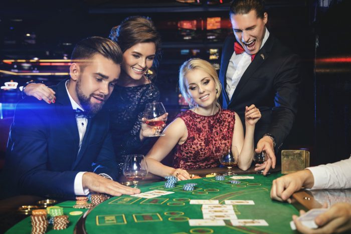 Online casino games vs land casino games