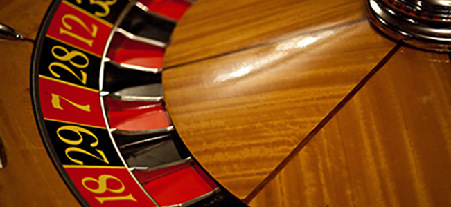 Online Casino Gaming and the Infamous Roulette Wheel